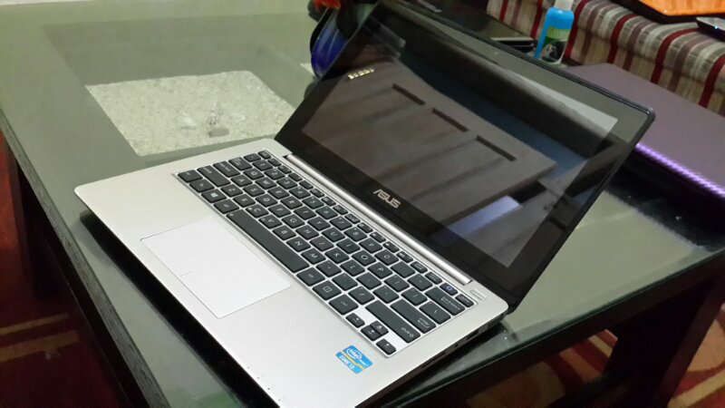 Asus s200e touchscreen Core i3