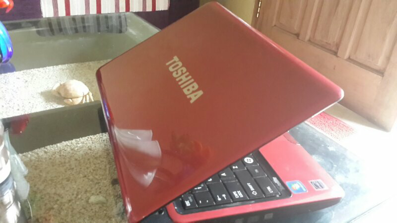 laptop Toshiba unikan malang