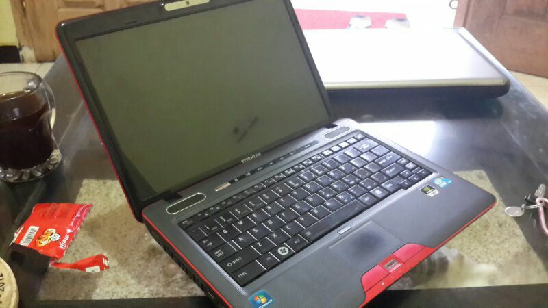 laptop Toshiba unikan malang