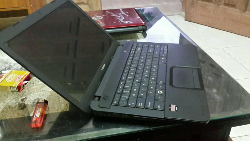 laptop Toshiba unikan malang