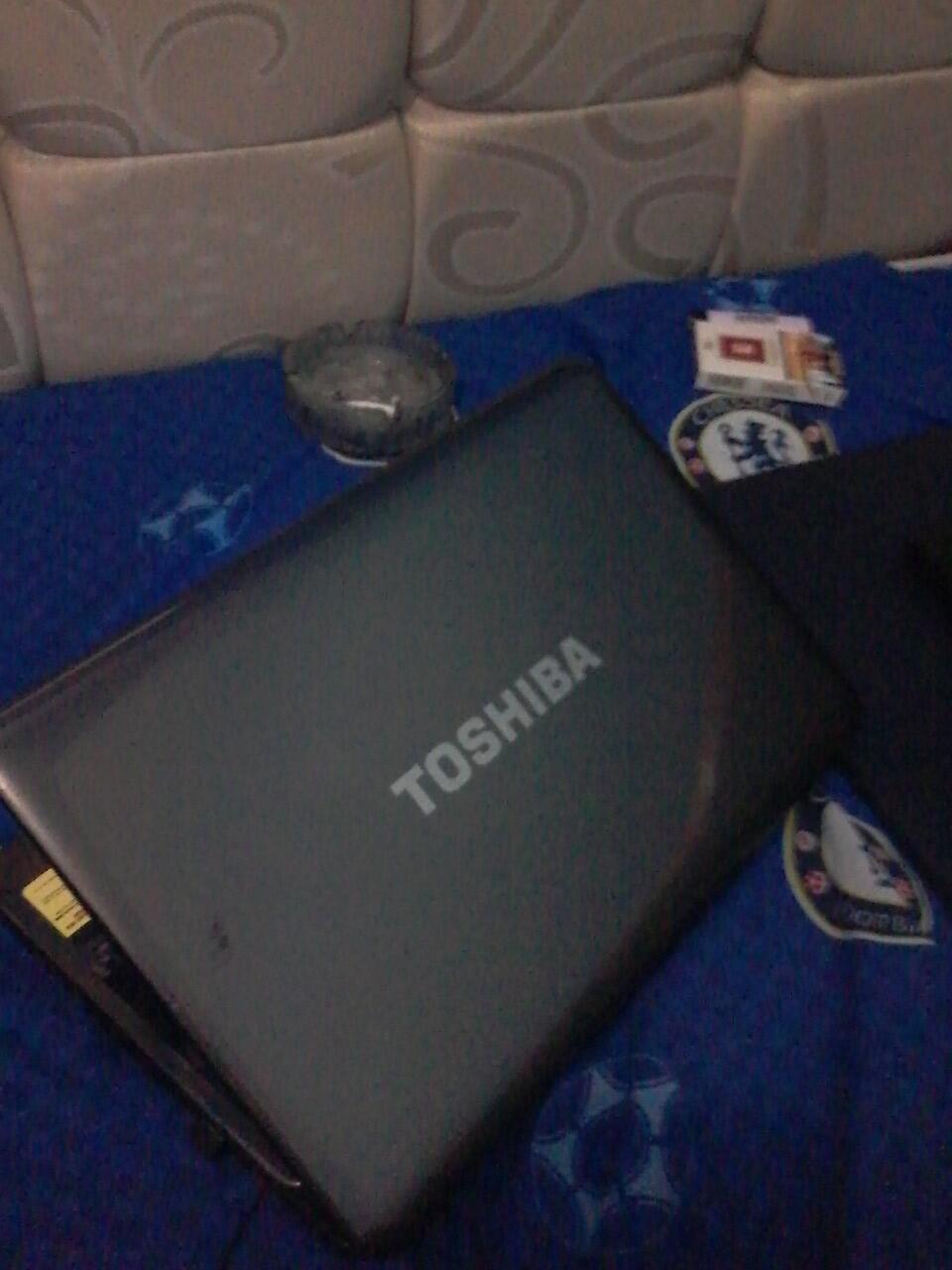 jual bu laptop toshiba i5 semarang
