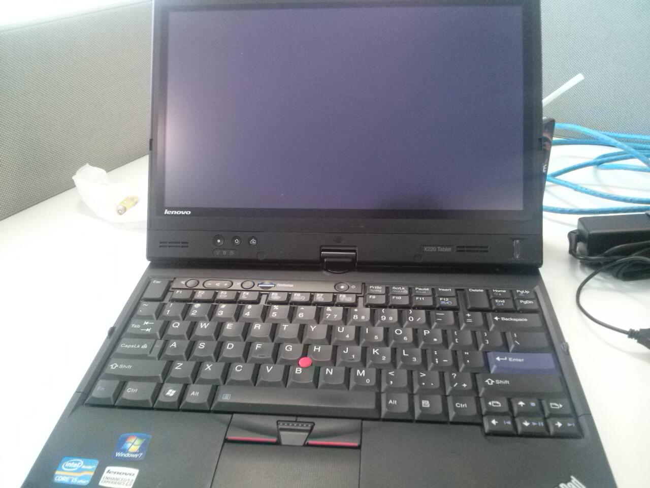 Jual Thinkpad X220 tablet core i5 Ram 4Gb HDD320gb..5.5 juta saja