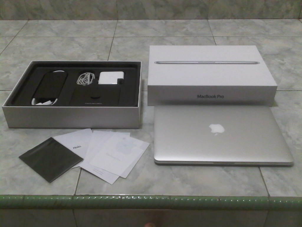 MACBOOK PRO 13" RETINA ME865 RAM 8GB SSD 256GB CC 20 LIKE NEW FULLSET MURAH PALEMBANG