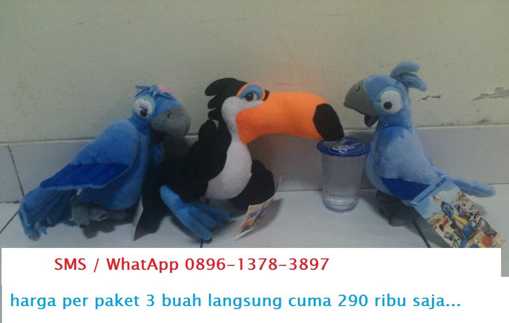 boneka burung film RIO