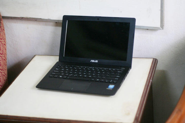 ASUS X200CA -1007U HDD500 LED 11.6Inc mulus bandung