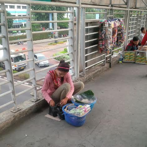 Ini Teh Ninih, Gadis Penjual Getuk yang Ramai Diperbincangkan Orang