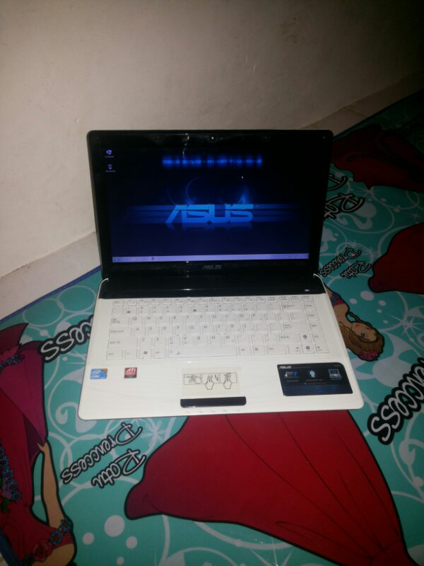 ASUS K42JR CORE I7 HDD 500 RAM 2GB VGA ATI 5400