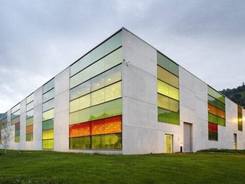 15 Perusahaan Pabrik Paling Unik Aneh di Dunia