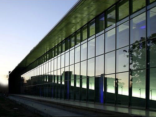 15 Perusahaan Pabrik Paling Unik Aneh di Dunia