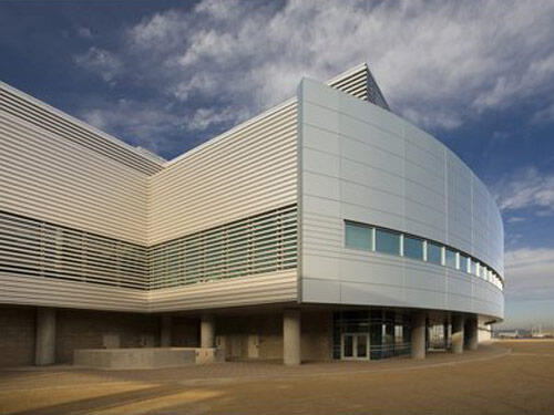 15 Perusahaan Pabrik Paling Unik Aneh di Dunia