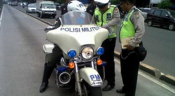 Di Tilang Pak Polisi : Slip Biru atau Slip Merah?