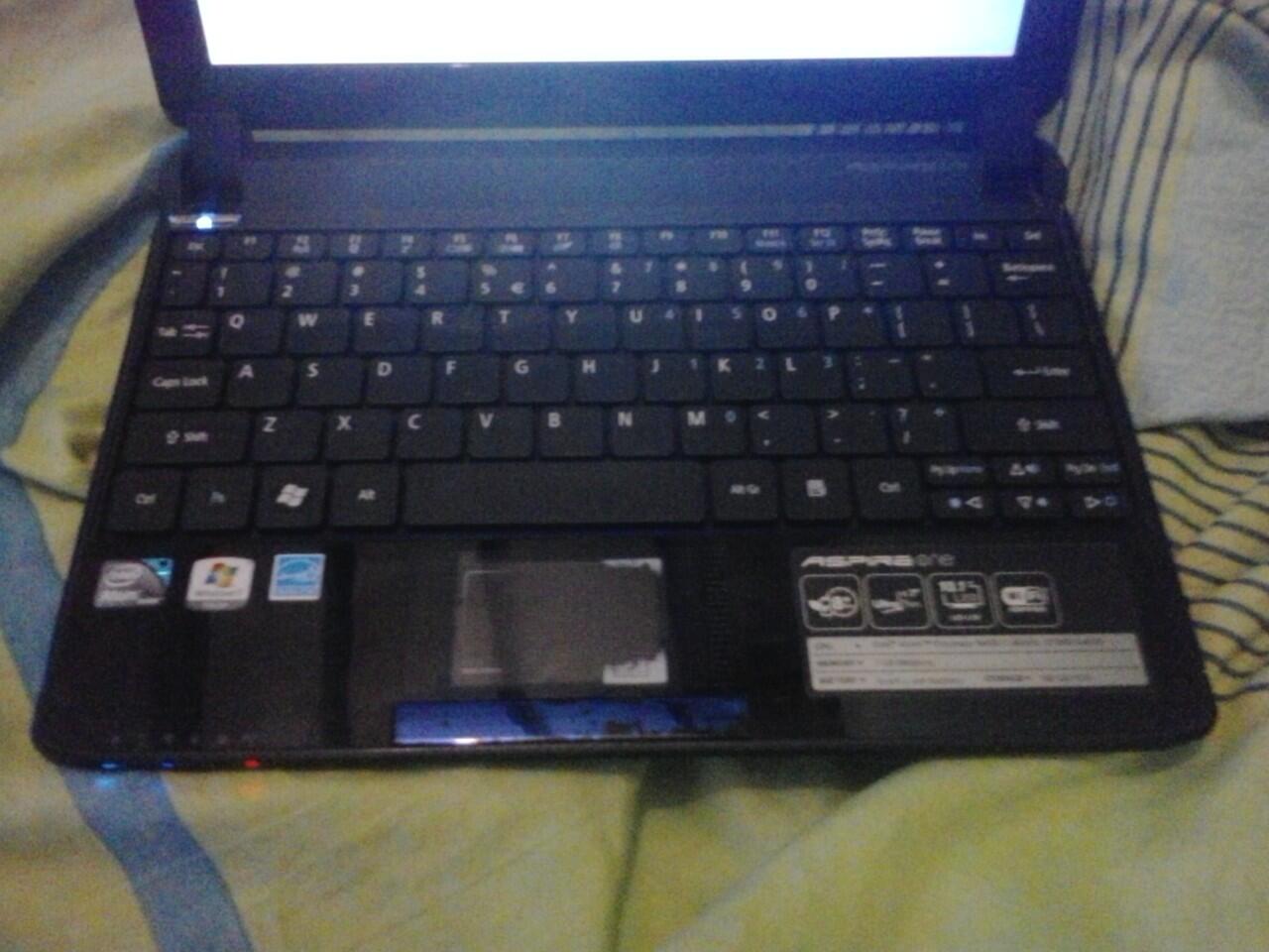 Acer Aspire One 532h Dijual Cepat Depok-JakSel 1.5jt