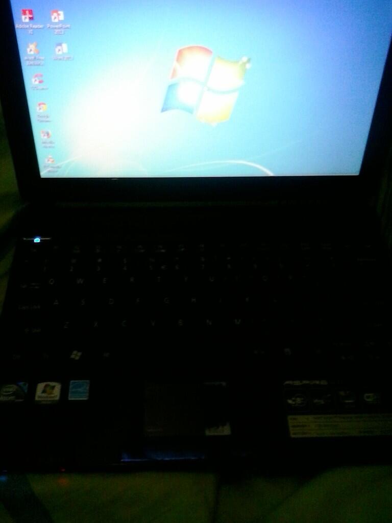 Acer Aspire One 532h Dijual Cepat Depok-JakSel 1.5jt