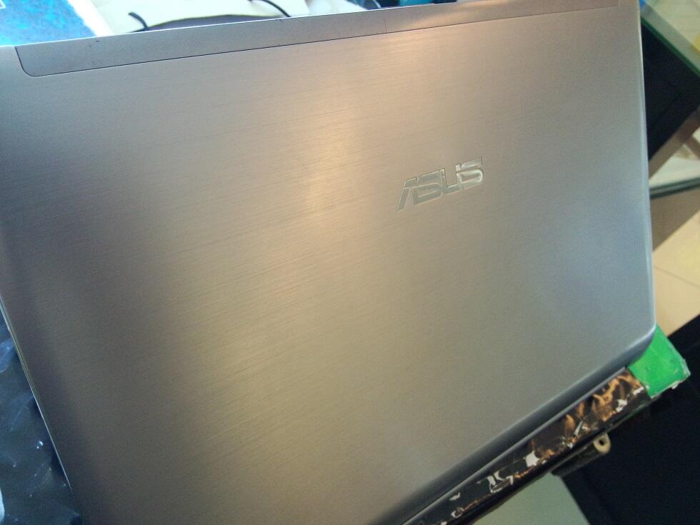 WTS : Laptop / notebook ASUS N43SL 2nd murmer, siapa cepat dia dapat, buruan gan :D