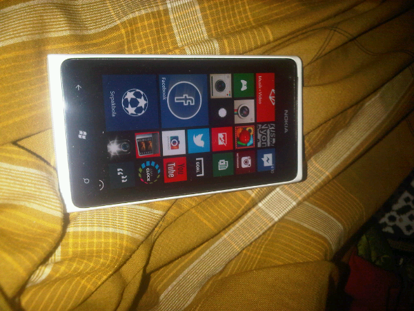 LUMIA 900 8mp carl zess