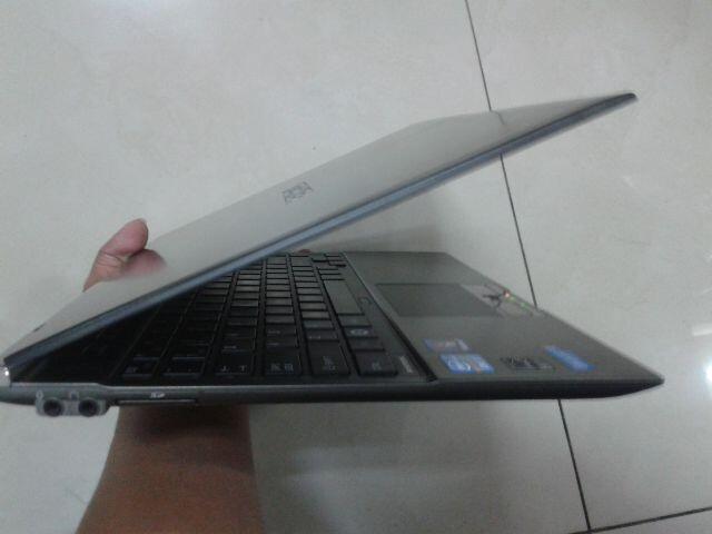 ULTRABOOK TOSHIBA PORTAGE Z830-CORE i7-RAM 6GB-SSD 128GB-LED 13,3"-WIN 7 ORI-BOGOR