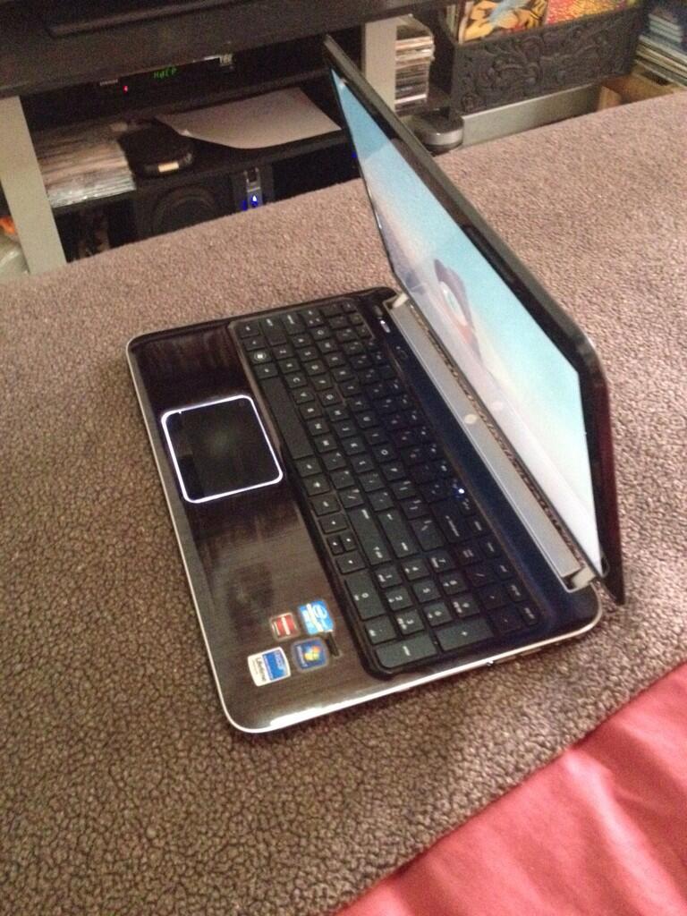 JUAL HP ENVY LAPTOP MULUS ABIS