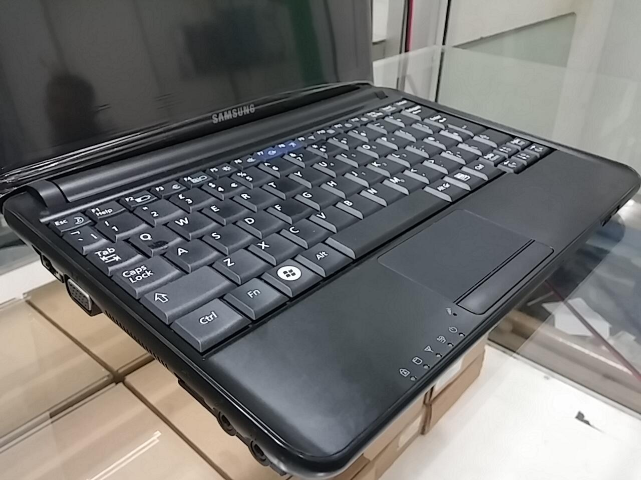 Netbook Samsung N130