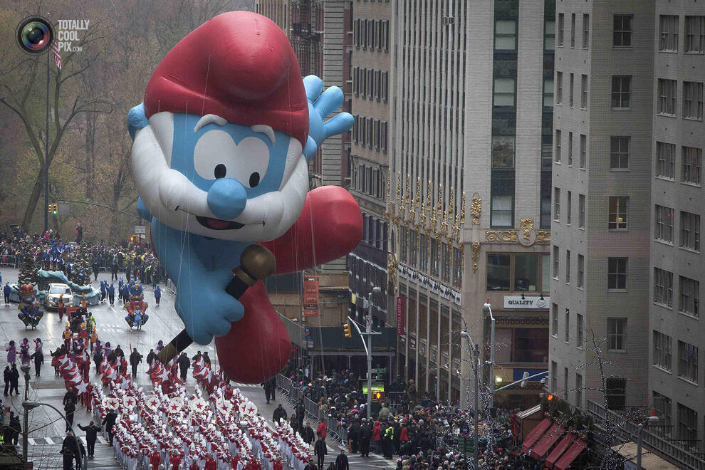 Wow, Meriahnya "Macy Thanksgiving Day Parade 88" New York 2014