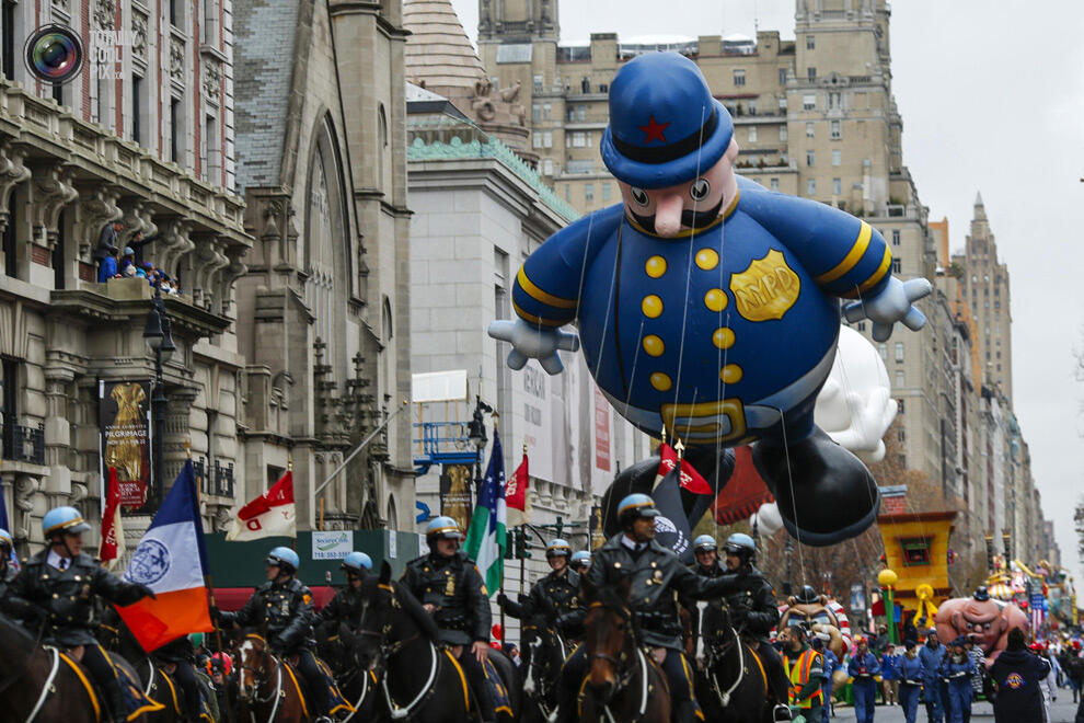 Wow, Meriahnya "Macy Thanksgiving Day Parade 88" New York 2014
