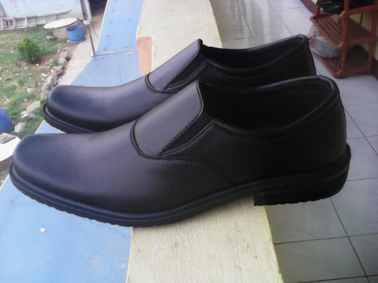 SEPATU LISTRIK(ELEKTRIK TOUCH)