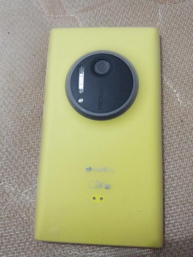 Barter Lumia 1020 kuning ane dengan Note 3 Neo anda