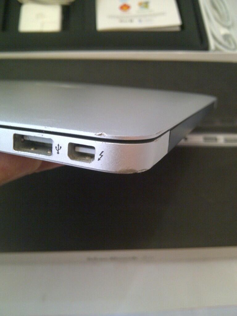Macbook Air 13Inch core i5 SSD 256GB