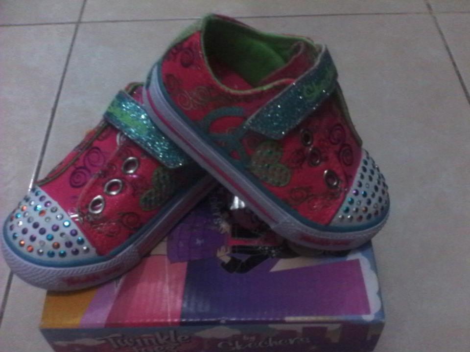 terjual sketchers twinkle toes light up sepatu lu terjual sketchers twinkle toes light up sepatu lu