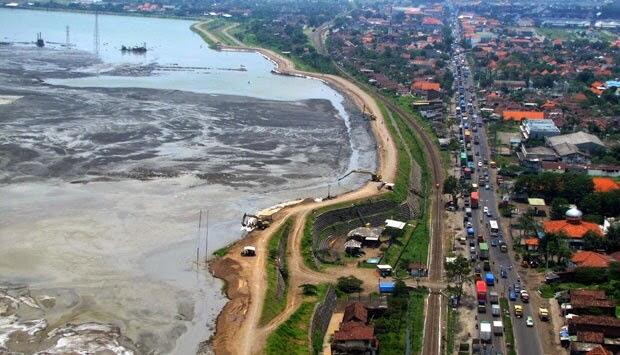 (BOIKOT PRODUK BAKRIE) Sidoarjo Siaga Luapan Lumpur Lapindo - SIAGA DARURAT