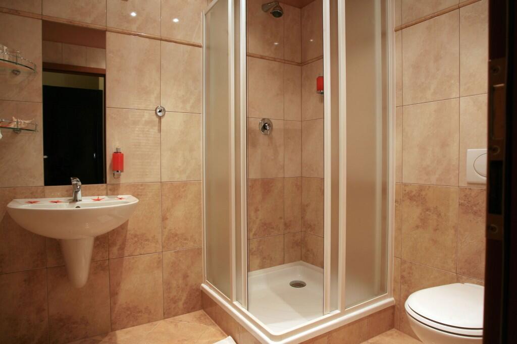 Desain Kamar Mandi Minimalis Paling Joss