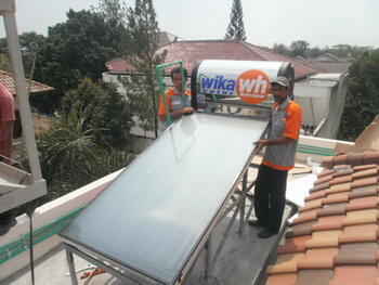 SERVICE WIKA AIR PANAS TENAGA SURYA