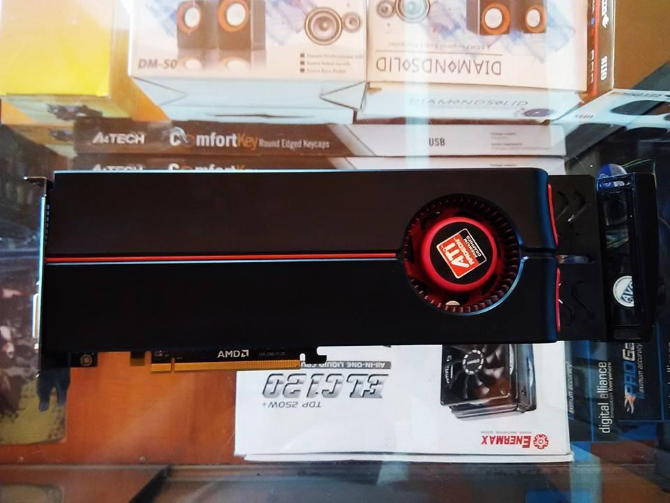 AMD RADEON HD5870