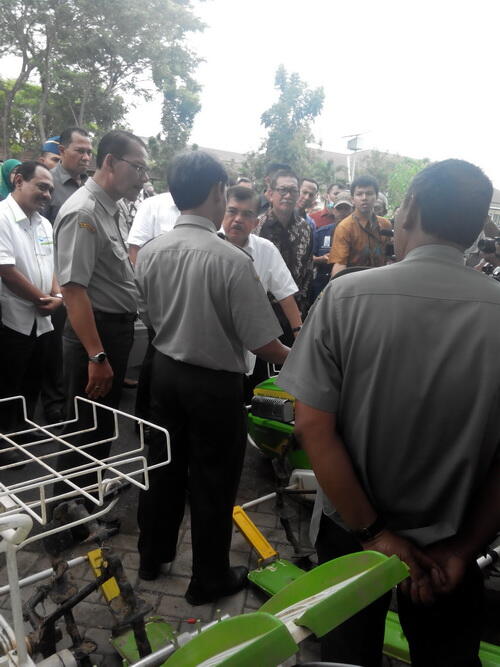 Wapres JK Meninjau Proyek Swasembada Pangan di Pulau Jawa &#91;+ Bonus Request Panasbung&#93;