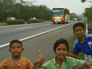 Liat Beginian di Jalan Tol ? Jangan Kaget Gan ! #RealBro