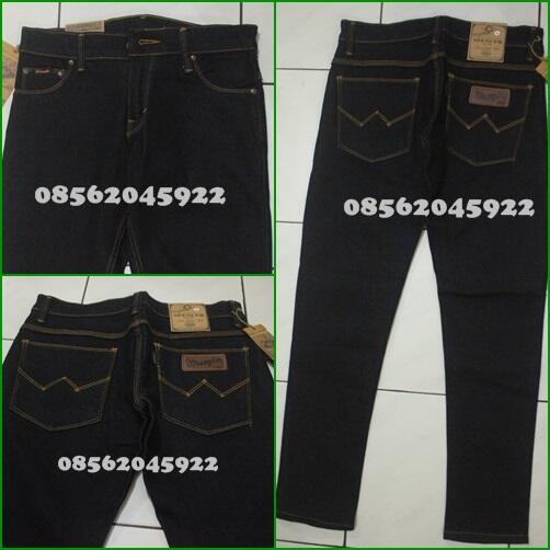 Terjual Celana  jeans Wrangler  Levis 505 Lois Standar 