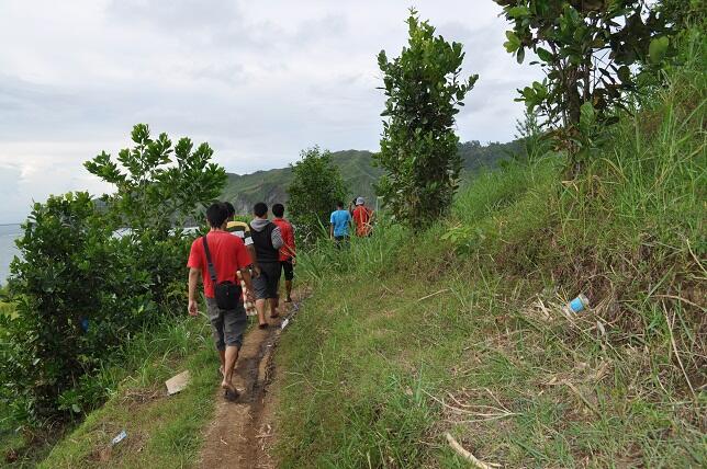 Jelajah pegunungan &amp; pantai menganti (samudera Hindia)