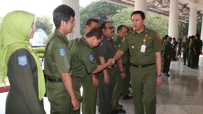 &#91;BREAKING NEWS&#93; Gaji Guru Jakarta Rata-rata Sudah Rp12 Juta Perbulan