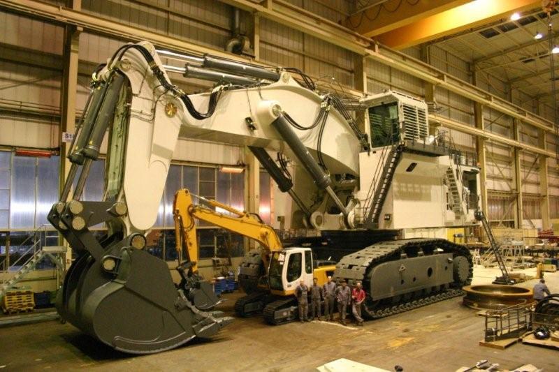 Liebherr R9800-Backhoe Excavator Terbesar di Dunia