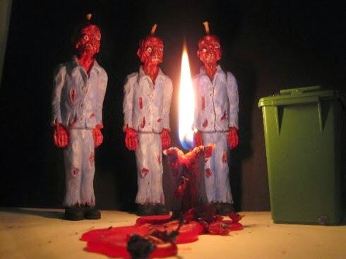 Mati lampu? Takut akan kegelapan? Nyalakan saja lilin ini, biar lengkap gan
