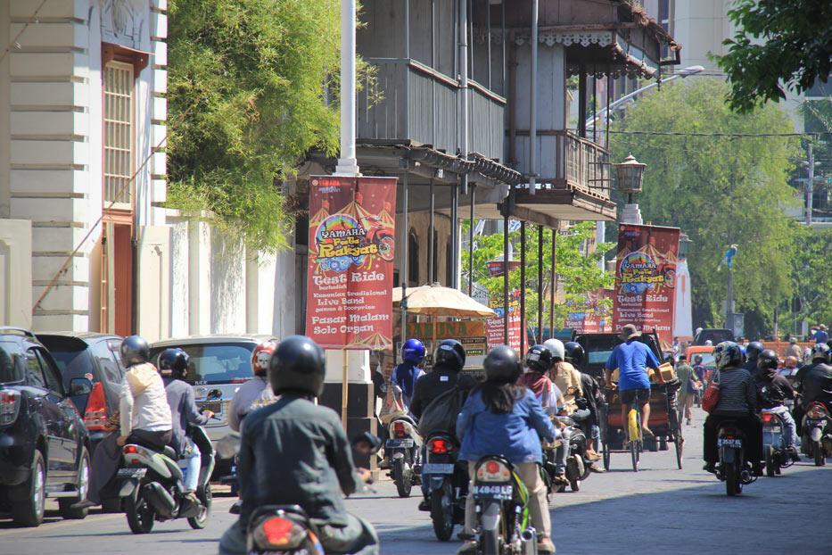 Suka Duka Tinggal di Pinggiran Kota (Kabupaten Terdekat Dari Kota)