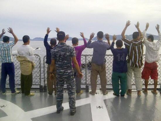 TNI AL Tenggelamkan Tiga Kapal Vietnam di Anambas Hari Ini