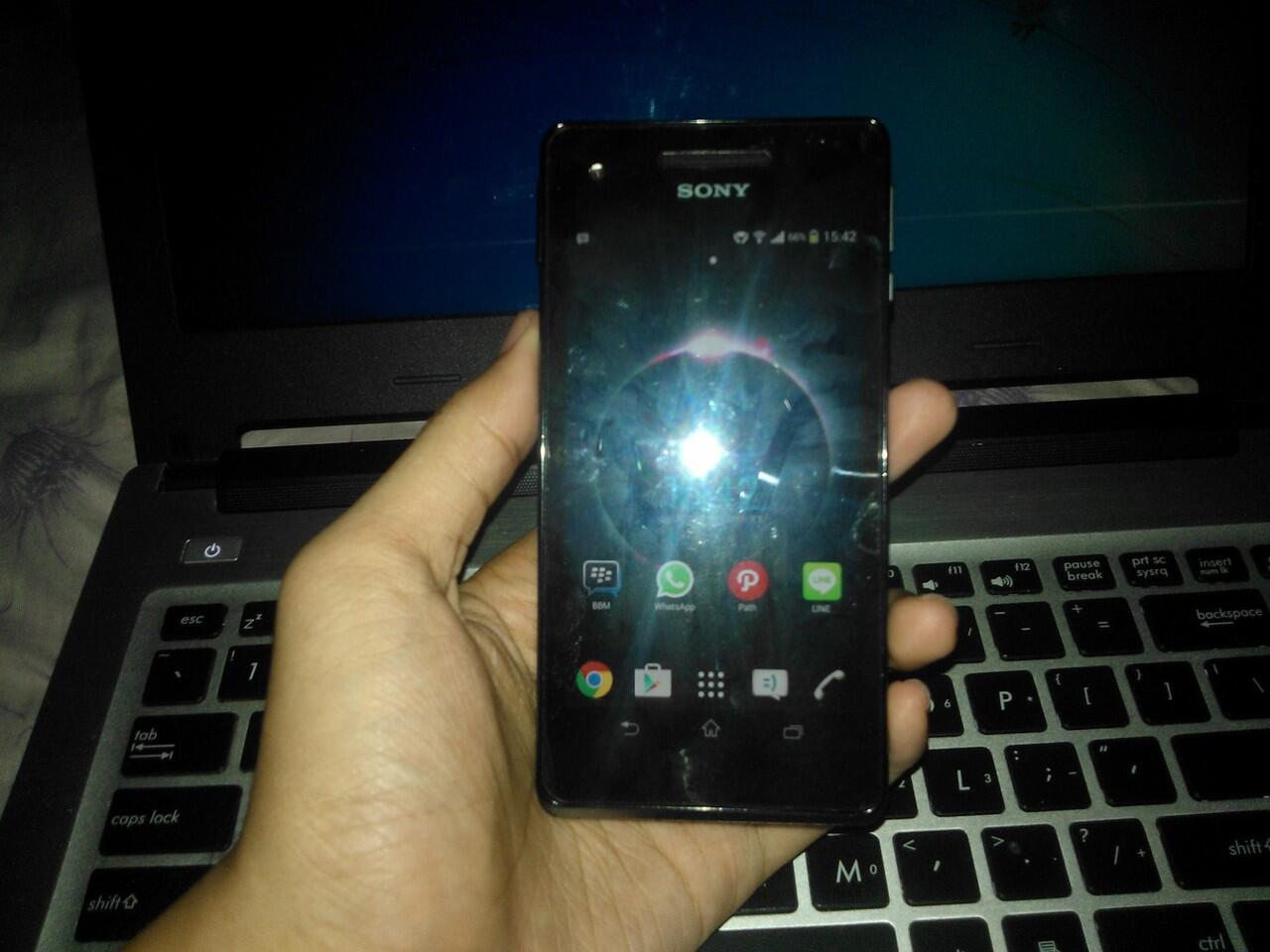 Sony Xperia V Black (4G. WaterProof.) Barter/TT