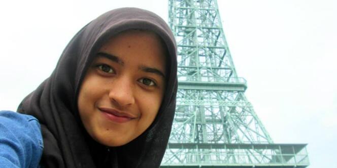 Sempat Membantu Ayahnya Menjual Tempe, Gadis Ini Meraih Mimpinya Pergi Ke Luar Negeri