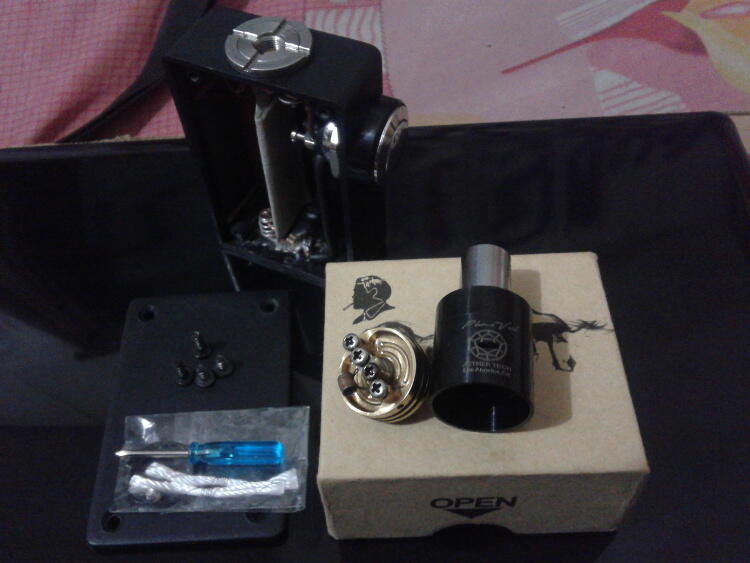 VAPOR - DIY BOX MOD + RDA PLUME VEIL