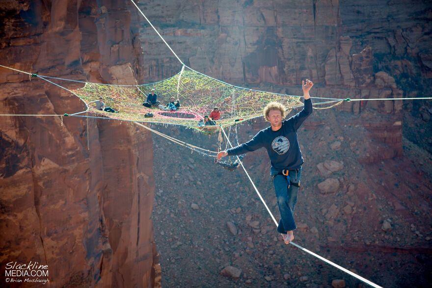 &quot;The Moab Monkey&quot; Kelompok Pemburu Adrenalin &quot;Kurang Kerjaan&quot;