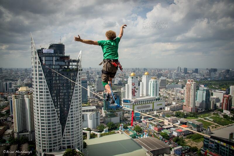 &quot;The Moab Monkey&quot; Kelompok Pemburu Adrenalin &quot;Kurang Kerjaan&quot;