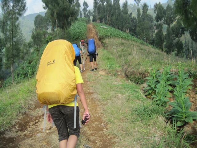 Memperbaiki Hubungan Bapak-Anak (Sumbing, 22-23 Juni 2014)