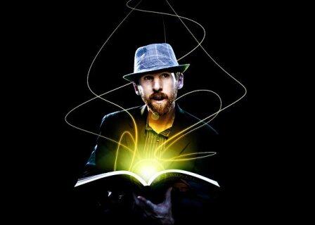8 alasan orang suka baca novel