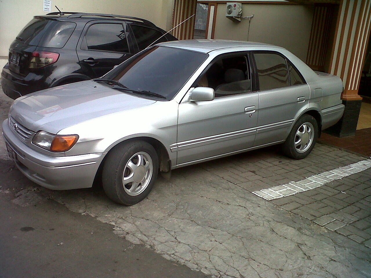 TOYOTA SOLUNA MT TAHUN 2000 SILVER