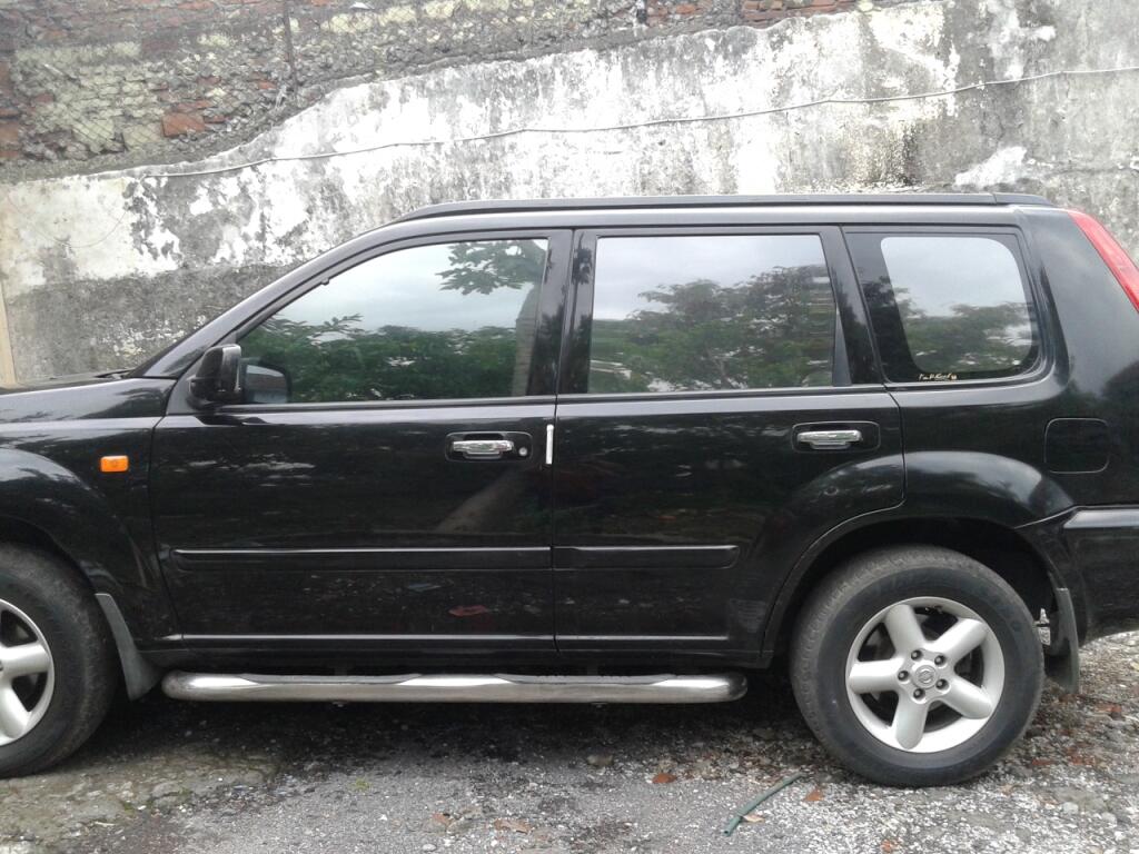Nisan Xtrail 2.5 ST thn 2004